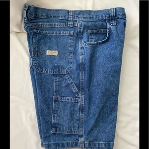Men’s Size 32 Wrangler Carpenter Jean Shorts